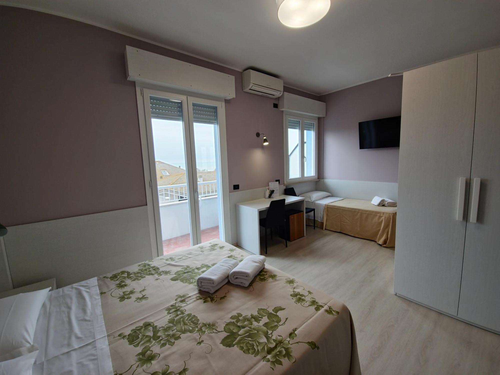 Hotel Mondial Porto Recanati Extérieur photo