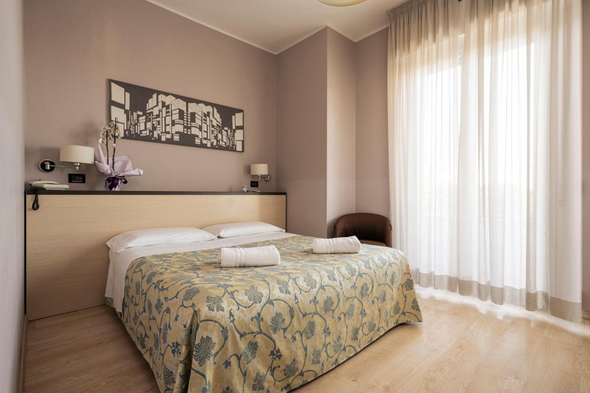 Hotel Mondial Porto Recanati Extérieur photo