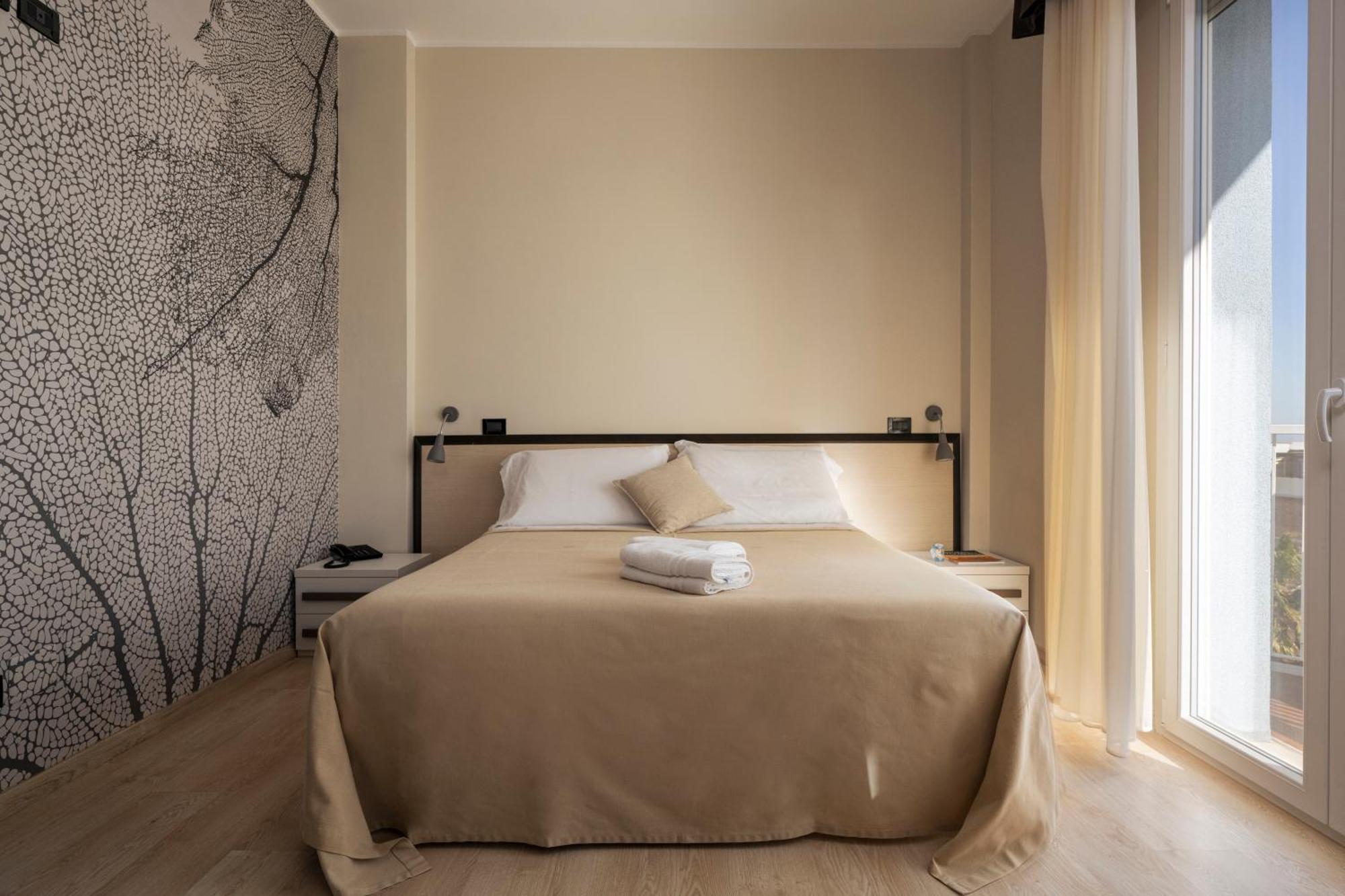 Hotel Mondial Porto Recanati Extérieur photo