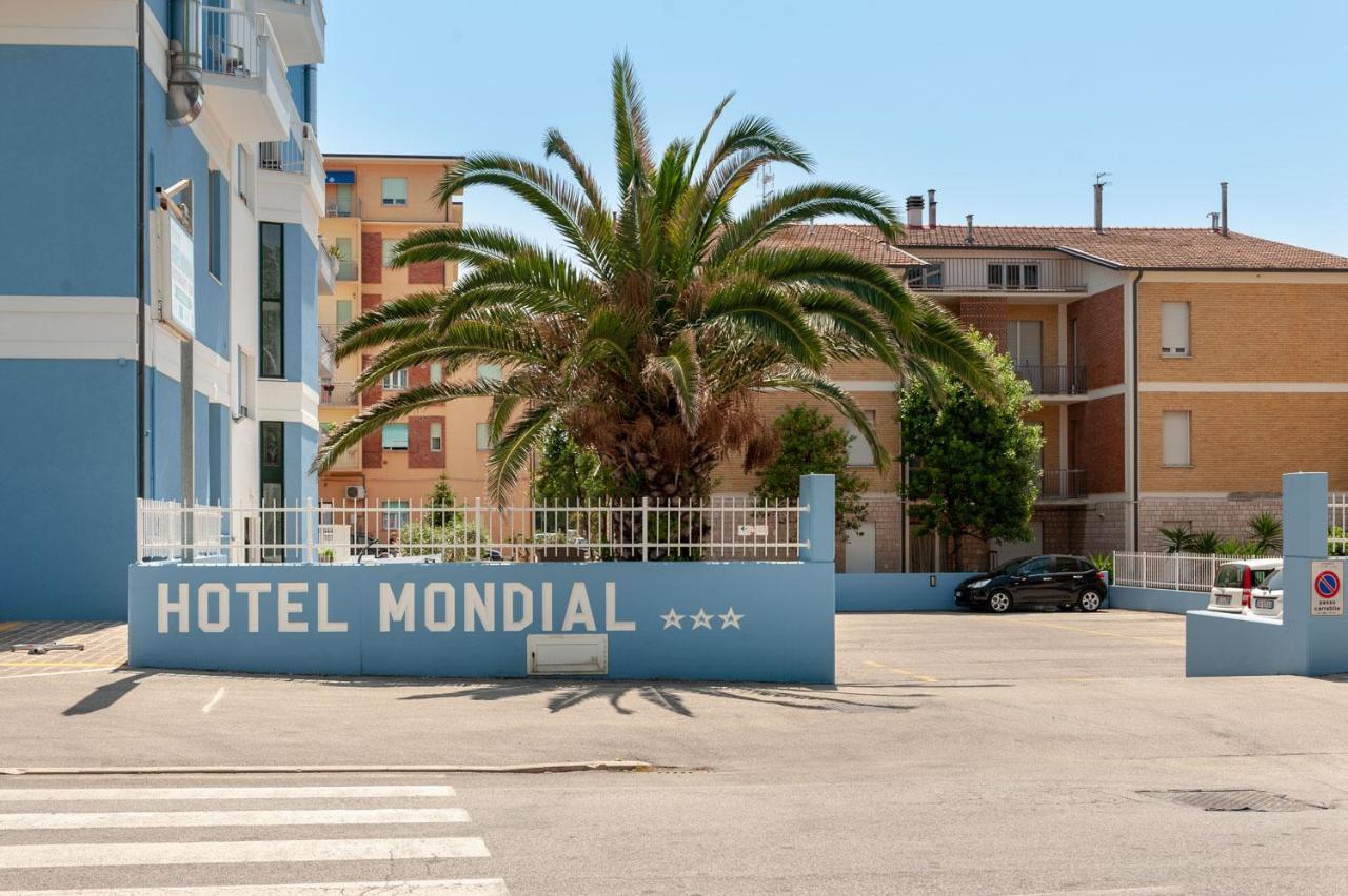 Hotel Mondial Porto Recanati Extérieur photo