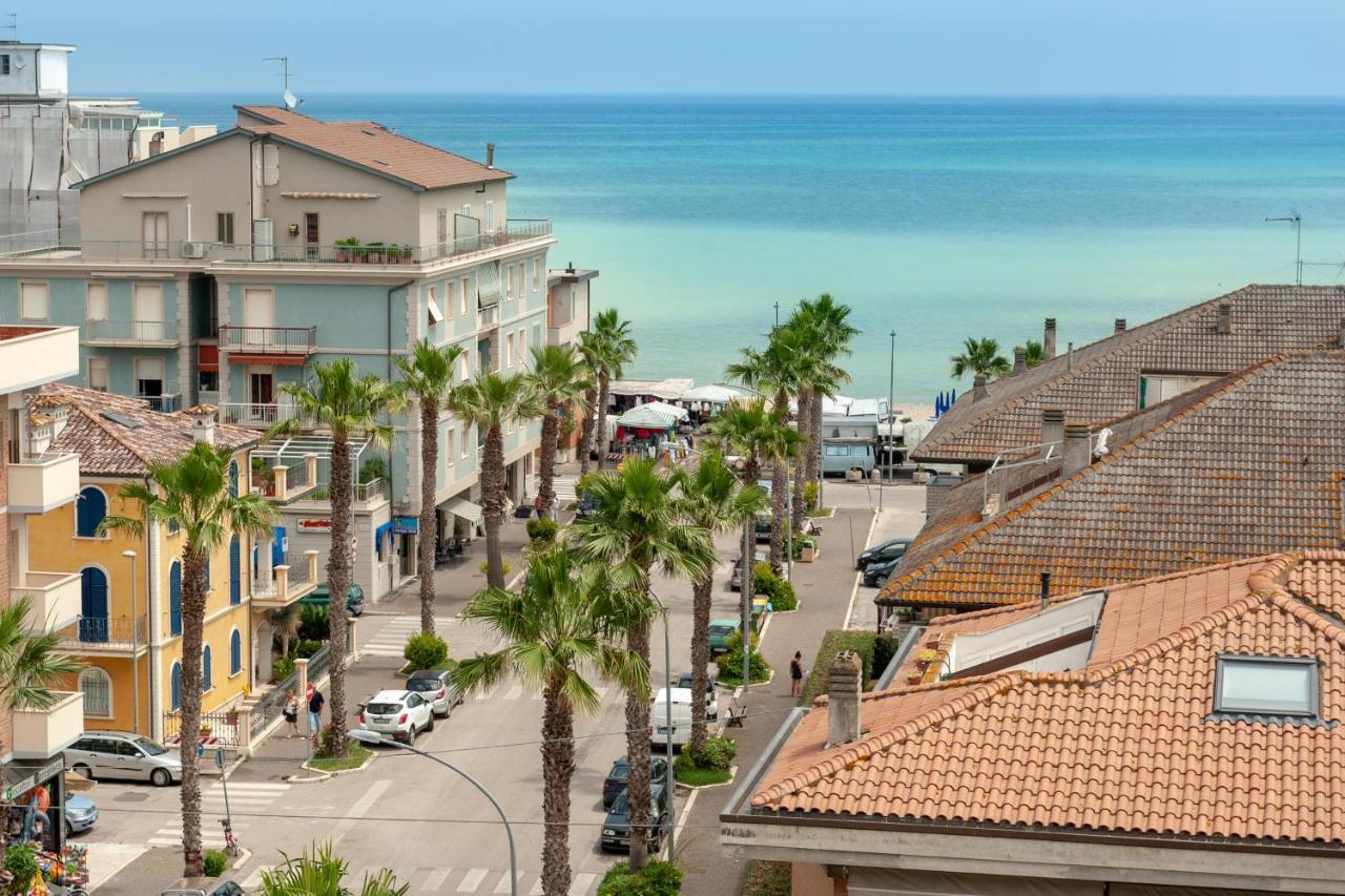 Hotel Mondial Porto Recanati Extérieur photo