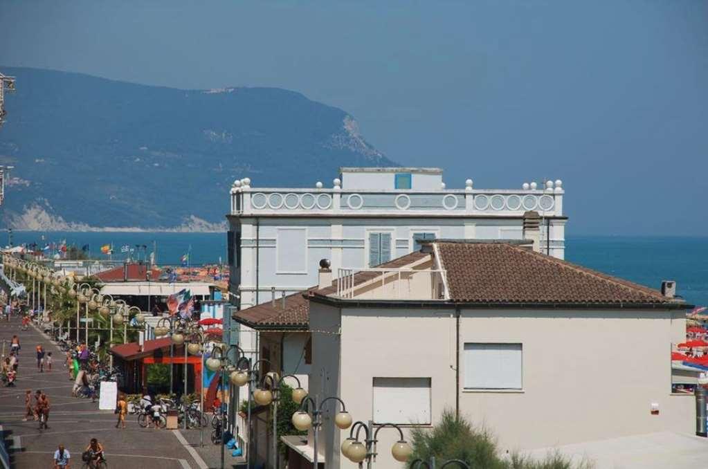 Hotel Mondial Porto Recanati Chambre photo